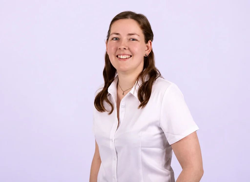 Claire Hayward, your British English teacher